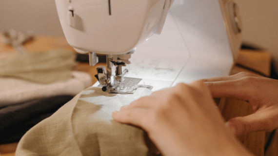 Cerita Dibalik Pembuatan Jaket Almamater Pertama