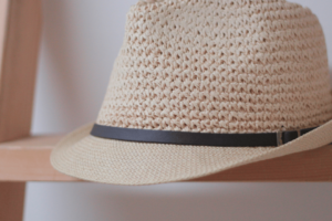 Pengalaman Pelanggan dalam Memesan Topi di Konveksi Tangerang