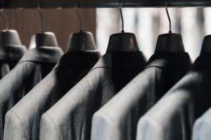 Konveksi Jas Almamater di Berbagai Kota Besar di Indonesia