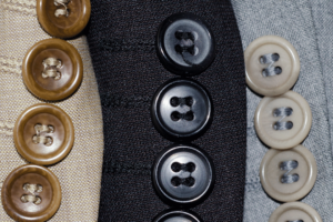 Cara Membuat Jas Almamater Lebih Personal