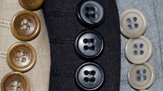 Cara Membuat Jas Almamater Lebih Personal