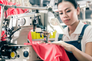 Pengalaman Kerja di Industri Konveksi Jas Almamater