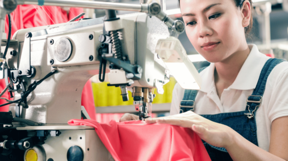 Apa yang Menarik dari Jas Almamater Kampus? Ini Jawabannya