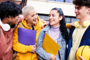 Apakah Universitas Luar Negeri Punya Jas Almamater?