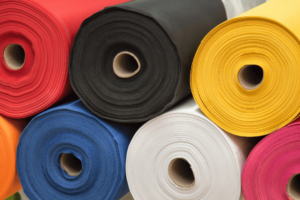 4 Jenis Bahan Kain untuk Jas Almamater yang Wajib Kamu Tahu