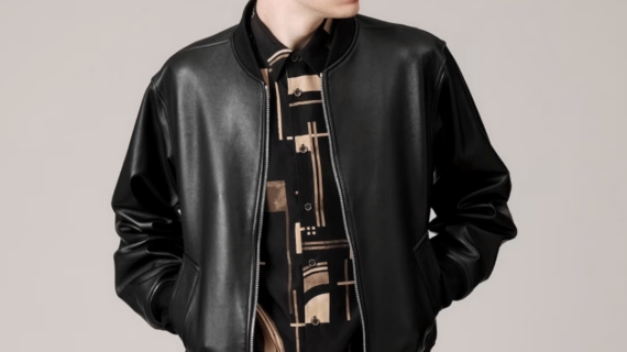 Apa Itu Bomber Leather Jacket?