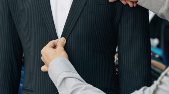 Tips Menentukan Ukuran Jaket yang Pas untuk Kamu