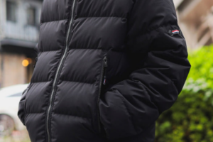 Jaket Musim Dingin Terbaik untuk Tetap Hangat