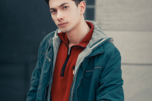 Jaket Stylish yang Lagi Hits untuk Tren Saat Ini