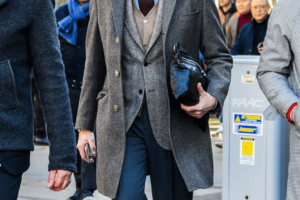 Warna Jaket Terbaik untuk Tampil Keren