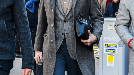 Warna Jaket Terbaik untuk Tampil Keren