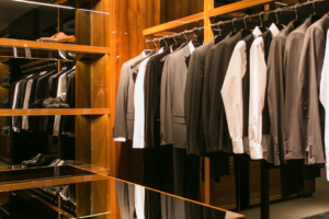 Cara Menyimpan Jaket dengan Rib agar Tetap Awet dan Elastis