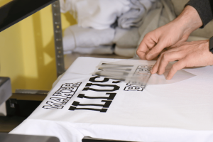 5 Kelebihan dan Kekurangan Sablon Plastisol