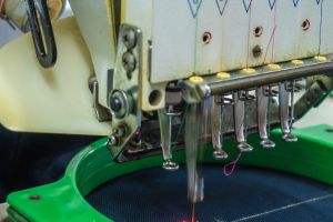 Konveksi Jaket Gunung Kaler: DP 25%, Produksi 14 Hari