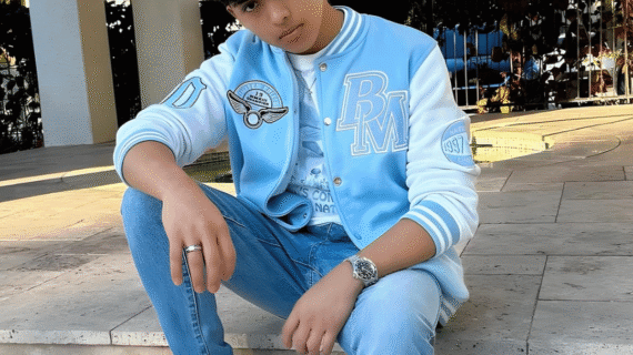 Jaket Baseball Varsity Custom: Model, Bahan & Tips